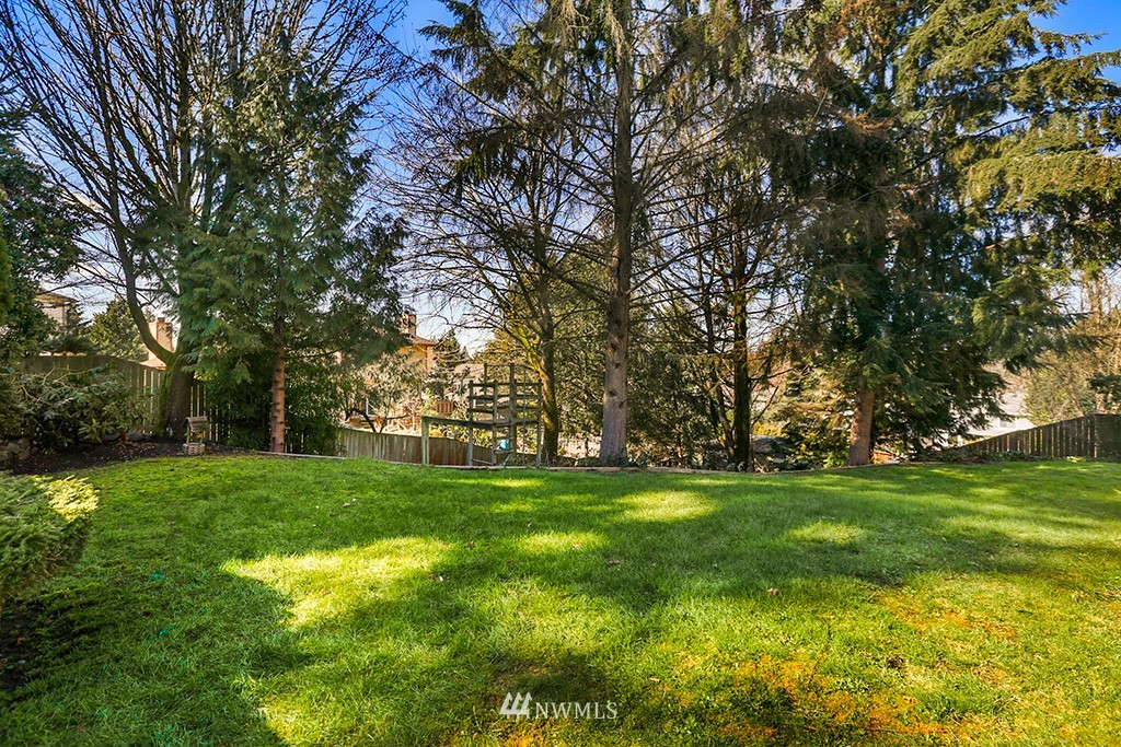 23520 20th Avenue Southeast Bothell, WA 98021 - Photo 23 of 25