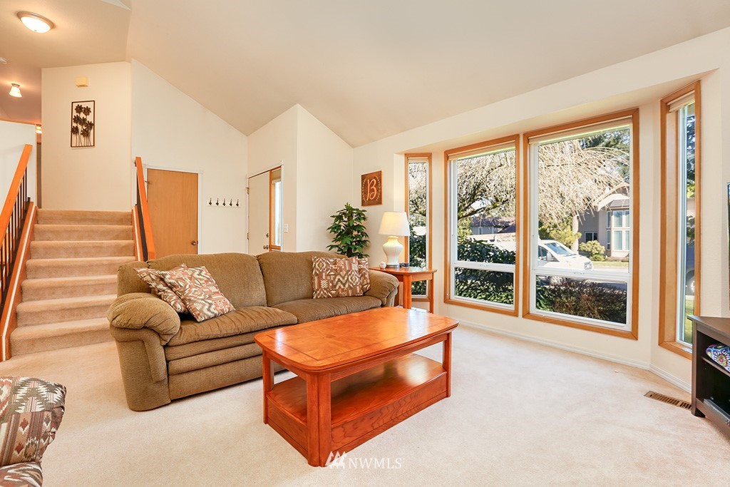 23520 20th Avenue Southeast Bothell, WA 98021 - Photo 4 of 25