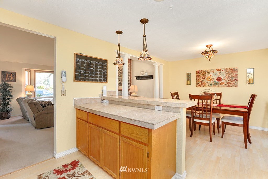 23520 20th Avenue Southeast Bothell, WA 98021 - Photo 9 of 25