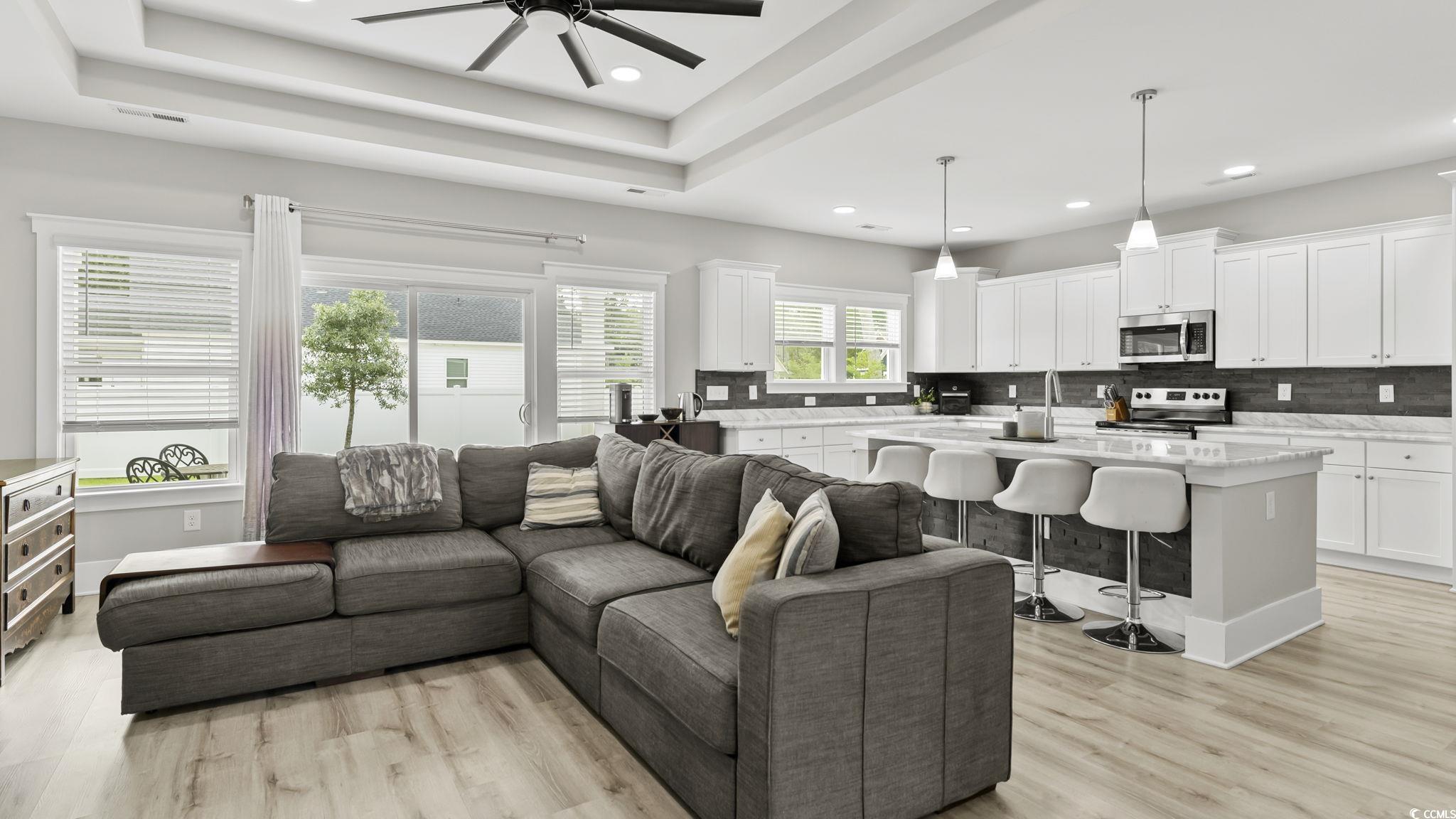 11150 Lee Circle Murrells Inlet, SC 29576 - Photo 12 of 38 Gallery Image 12