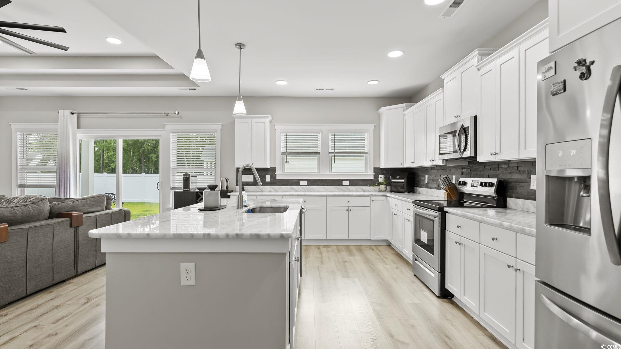 11150 Lee Circle Murrells Inlet, SC 29576 - Photo 16 of 38 Gallery Image 16