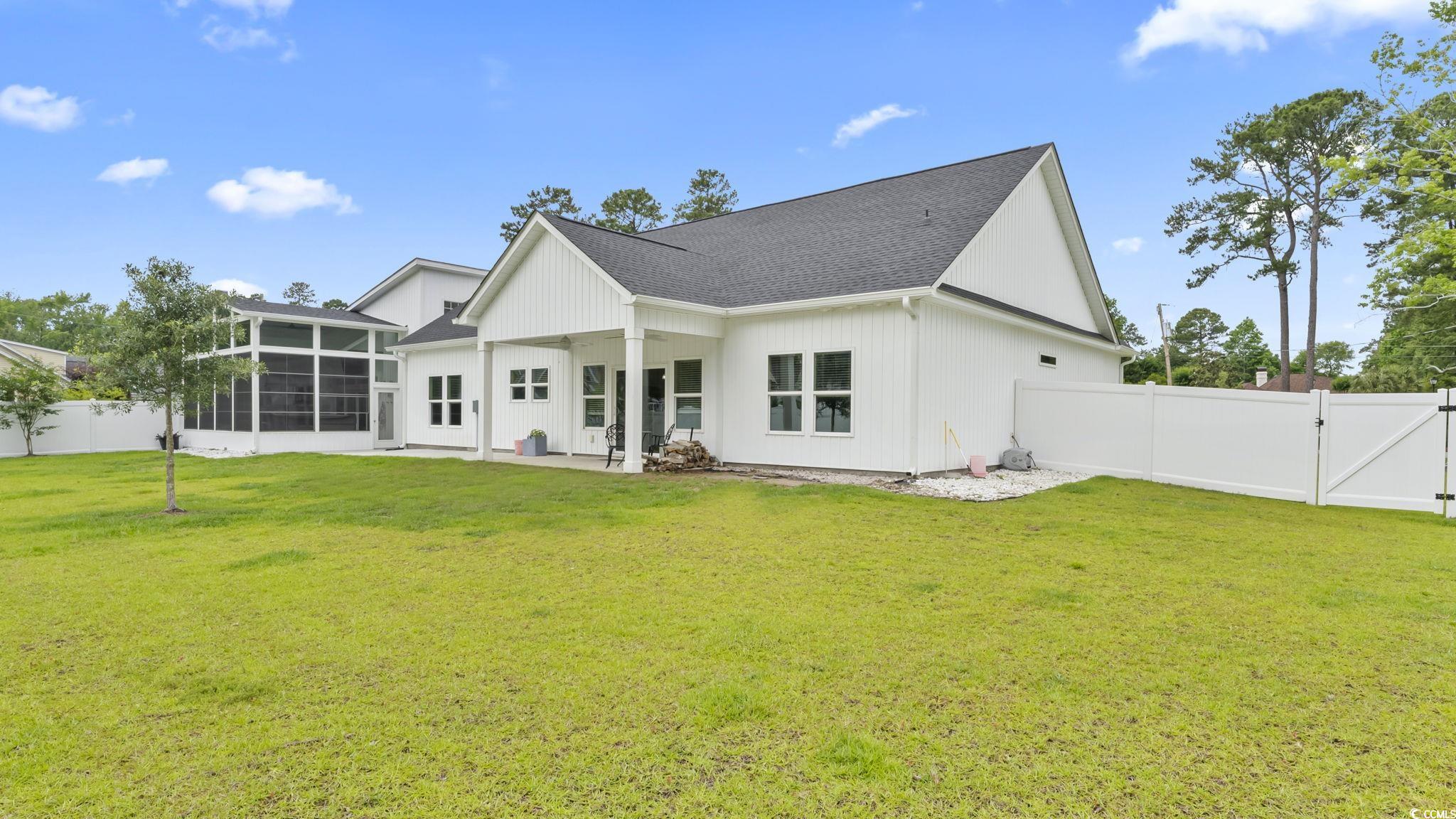 11150 Lee Circle Murrells Inlet, SC 29576 - Photo 6 of 38 Gallery Image 6