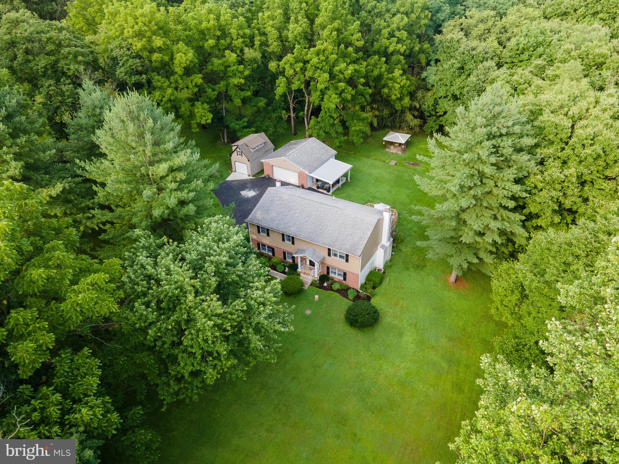 443 Auburn Road Landenberg, PA 19350 - Photo 2 of 69 Enclave of privacy trees