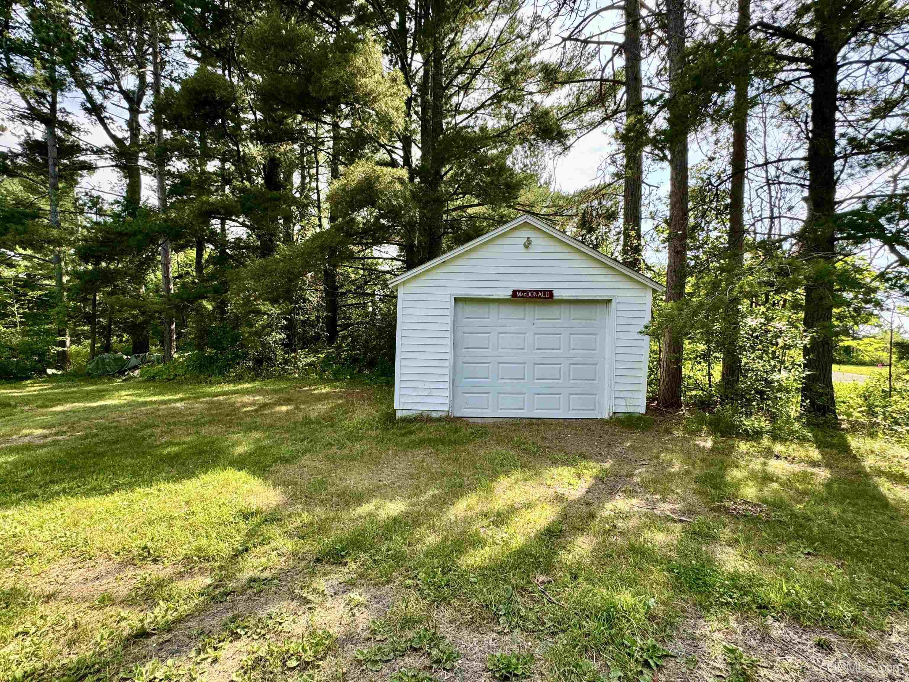 52680 Red Brick Road Houghton, MI 49931 - Photo 6 of 57 Gallery Image 6