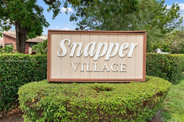 $395,000 | Snapper Creek West, Miami, FL 33173