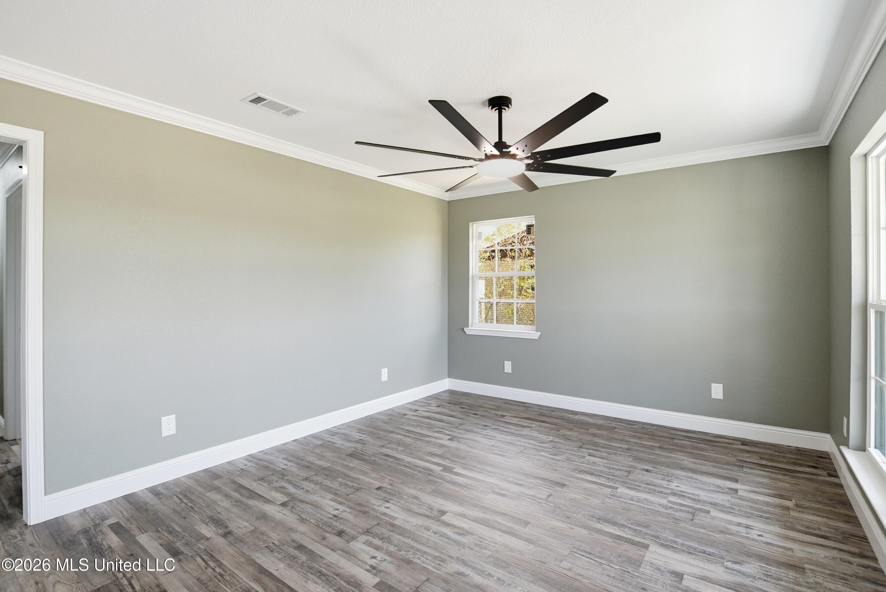 5131 Jefferson Avenue Moss Point, MS 39563 - Photo 4 of 17 DSC_0020