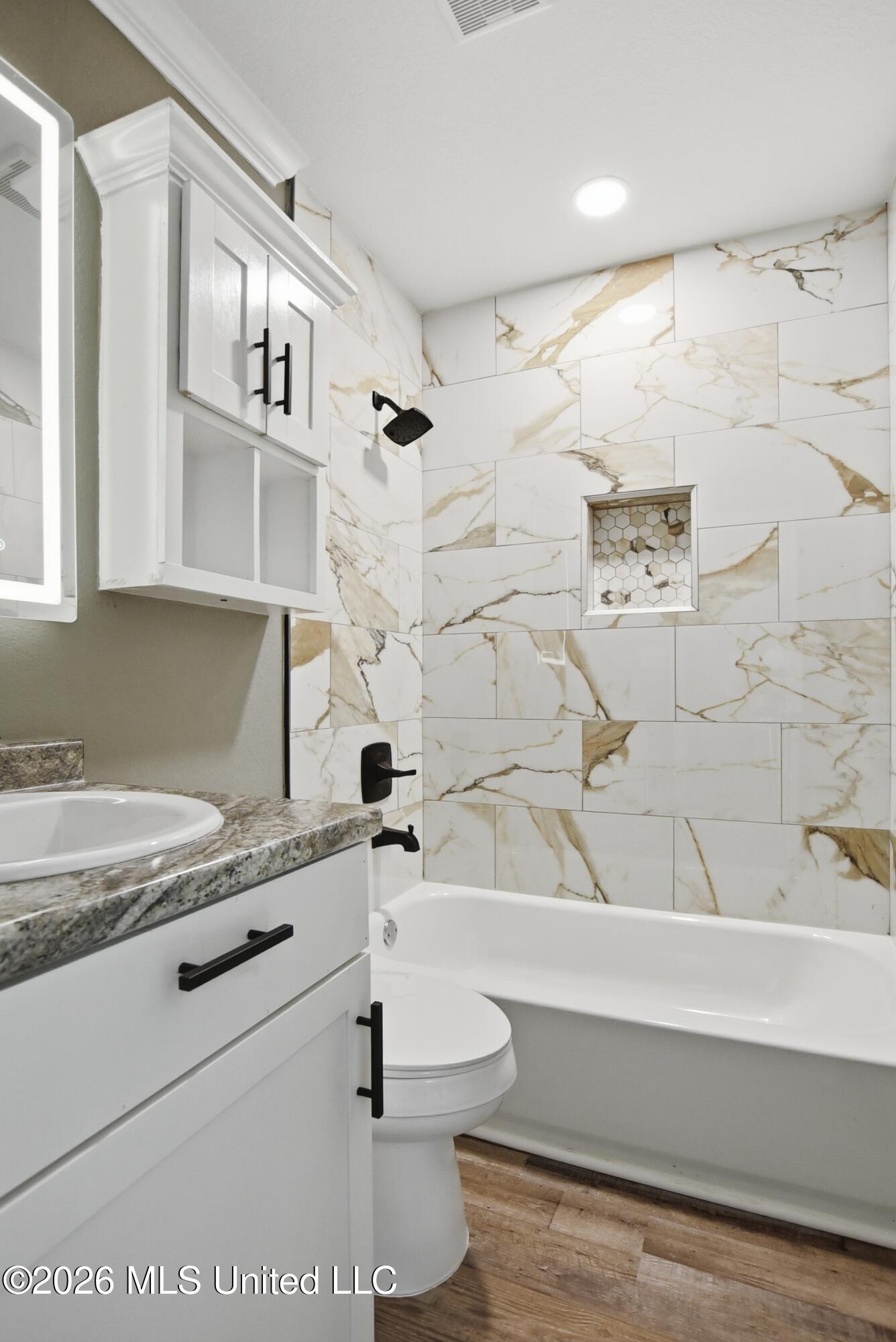 5131 Jefferson Avenue Moss Point, MS 39563 - Photo 9 of 17 DSC_0038