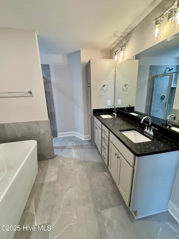 $2,000 | 1404 Hartley Lane, Unit C, Greenville, NC 27834