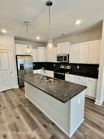 $2,000 | 1404 Hartley Lane, Unit C, Greenville, NC 27834