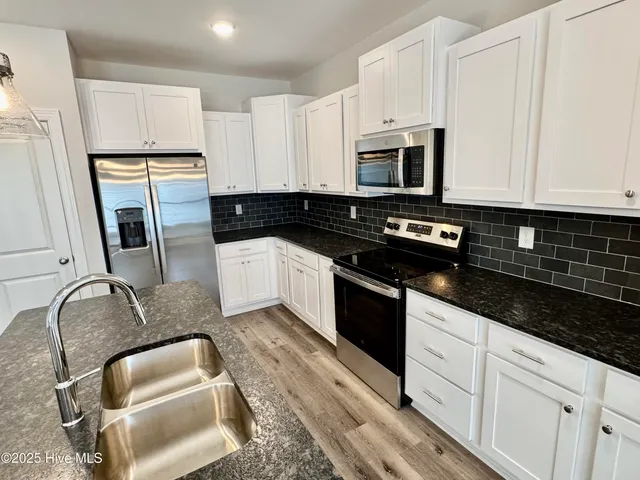 $2,000 | 1404 Hartley Lane, Unit C, Greenville, NC 27834