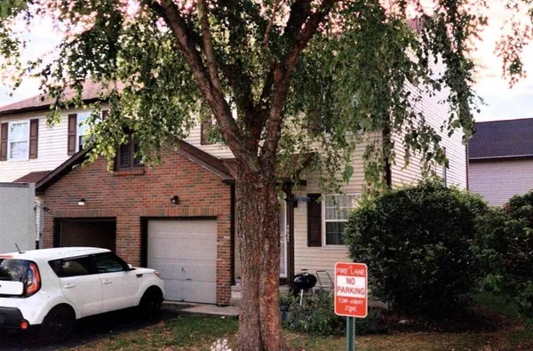 $214,500 | 4837 Duke Philip Drive, Unit 39B, Hilliard, OH 43026