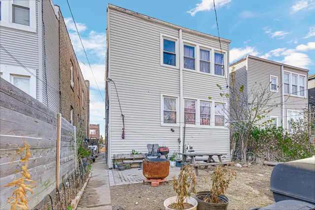 $423,000 | 1651 North Mayfield Avenue, Chicago, IL 60639