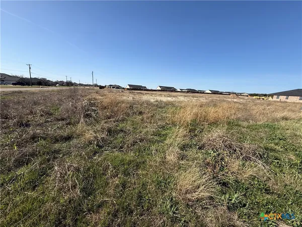 $300,000 | 4101-4107 Long Creek Lane, Salado, TX 76571