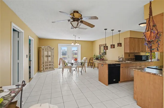 $249,999 | 242 Annapolis Lane, Rotonda West, FL 33947