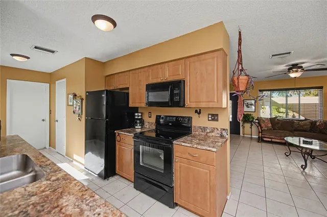 $249,999 | 242 Annapolis Lane, Rotonda West, FL 33947