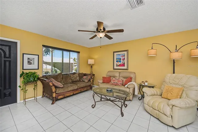 $249,999 | 242 Annapolis Lane, Rotonda West, FL 33947