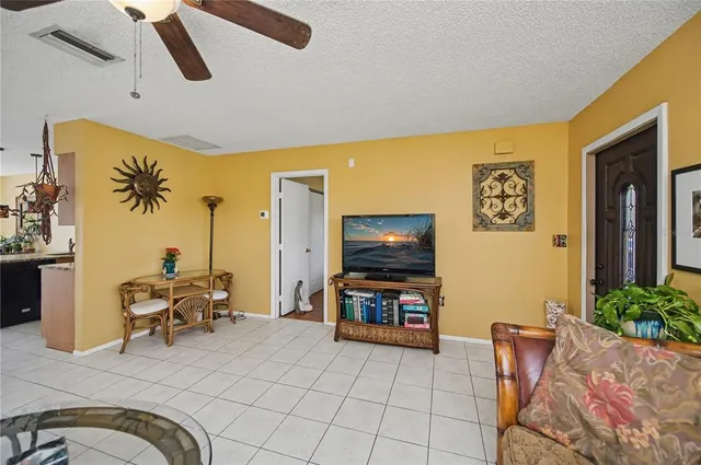 $249,999 | 242 Annapolis Lane, Rotonda West, FL 33947