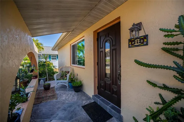 $249,999 | 242 Annapolis Lane, Rotonda West, FL 33947