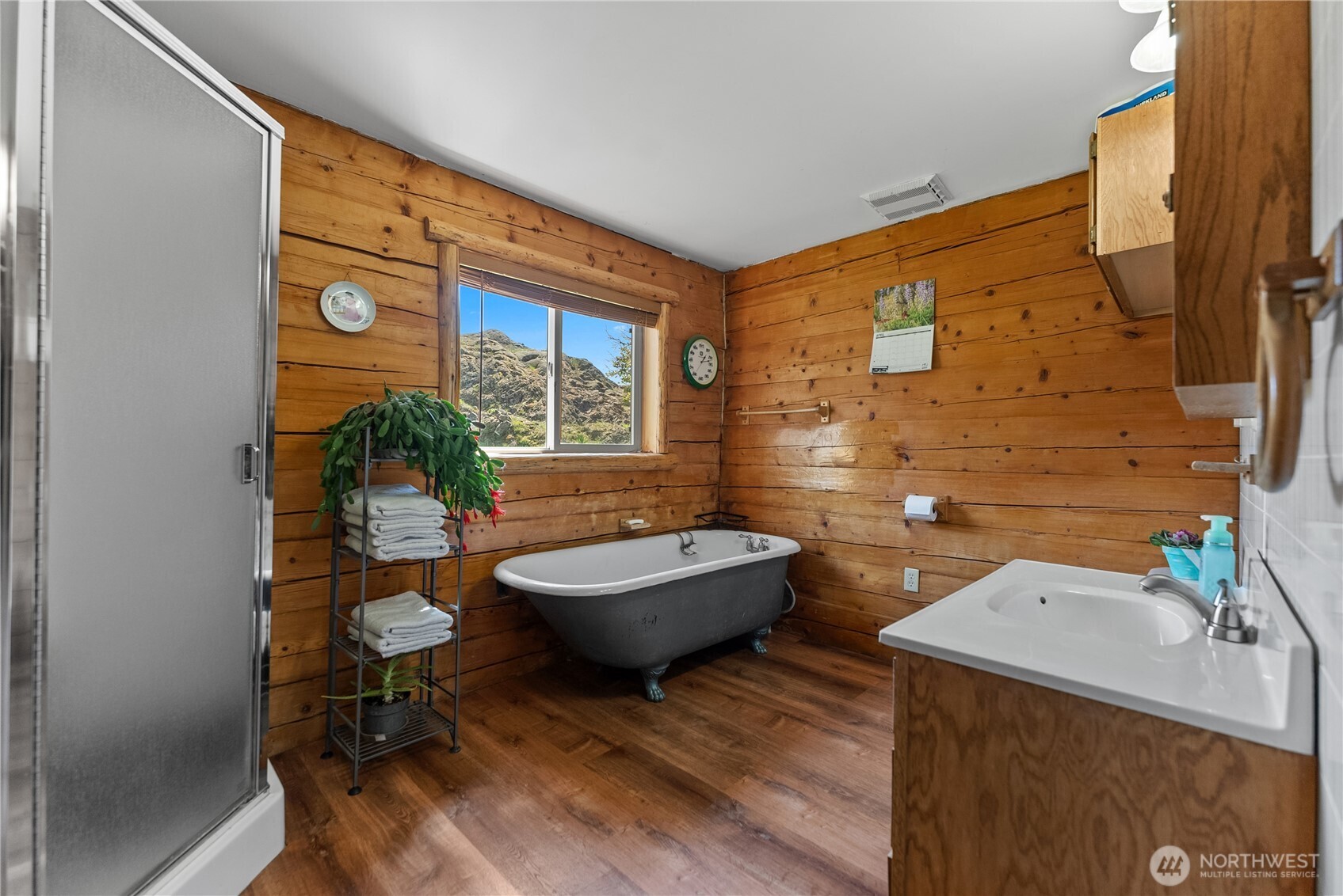 364 East Chewuch Road Winthrop, WA 98862 - Photo 13 of 40 Gallery Image 13