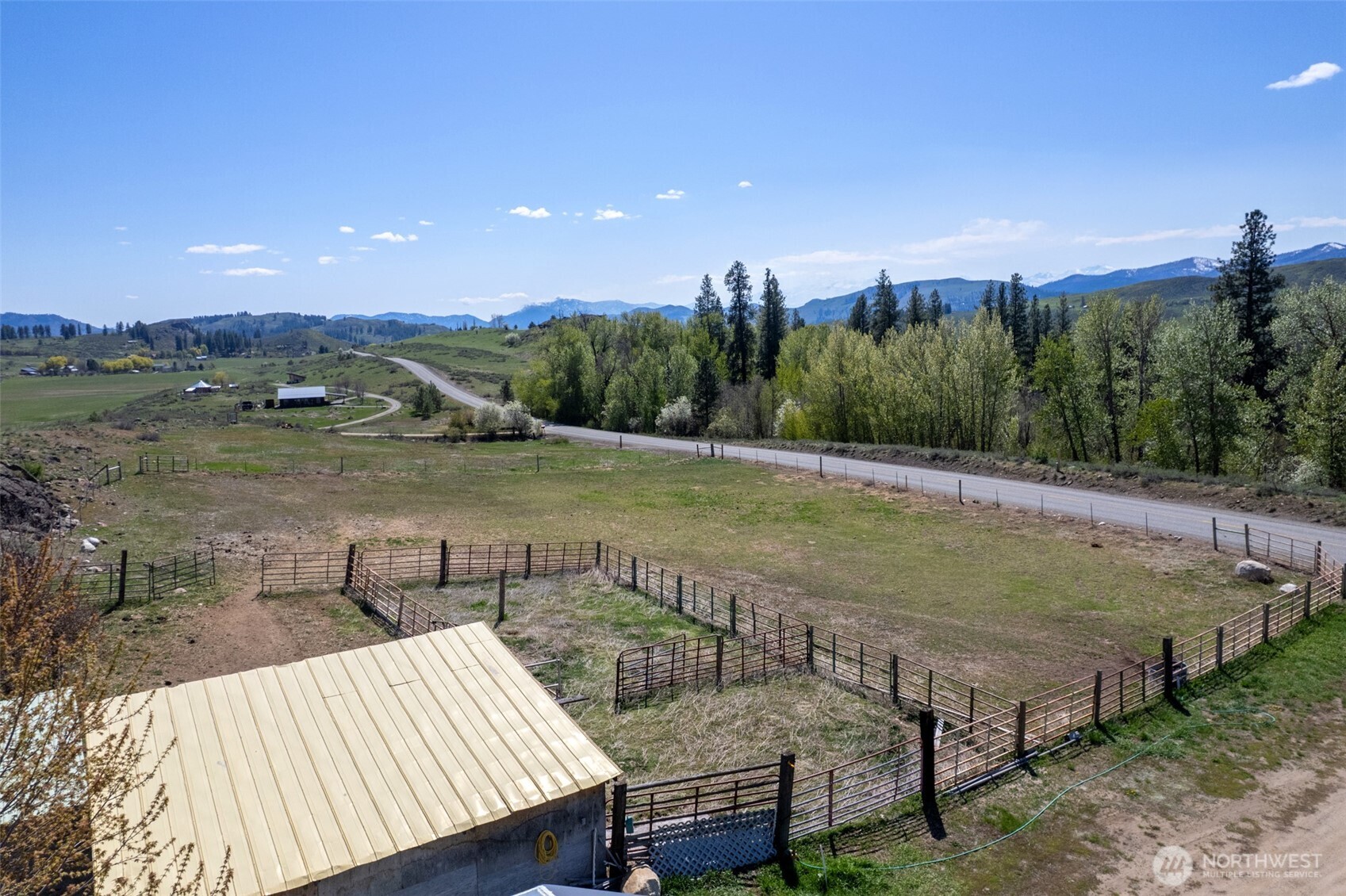 364 East Chewuch Road Winthrop, WA 98862 - Photo 34 of 40 Gallery Image 34
