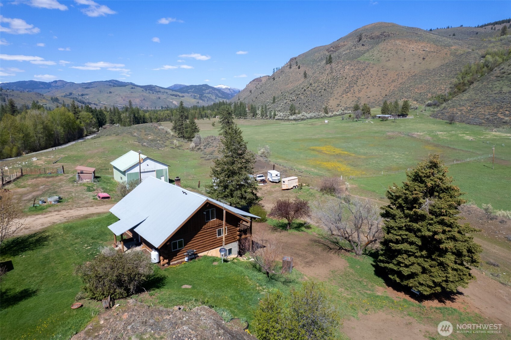 364 East Chewuch Road Winthrop, WA 98862 - Photo 4 of 40 Gallery Image 4