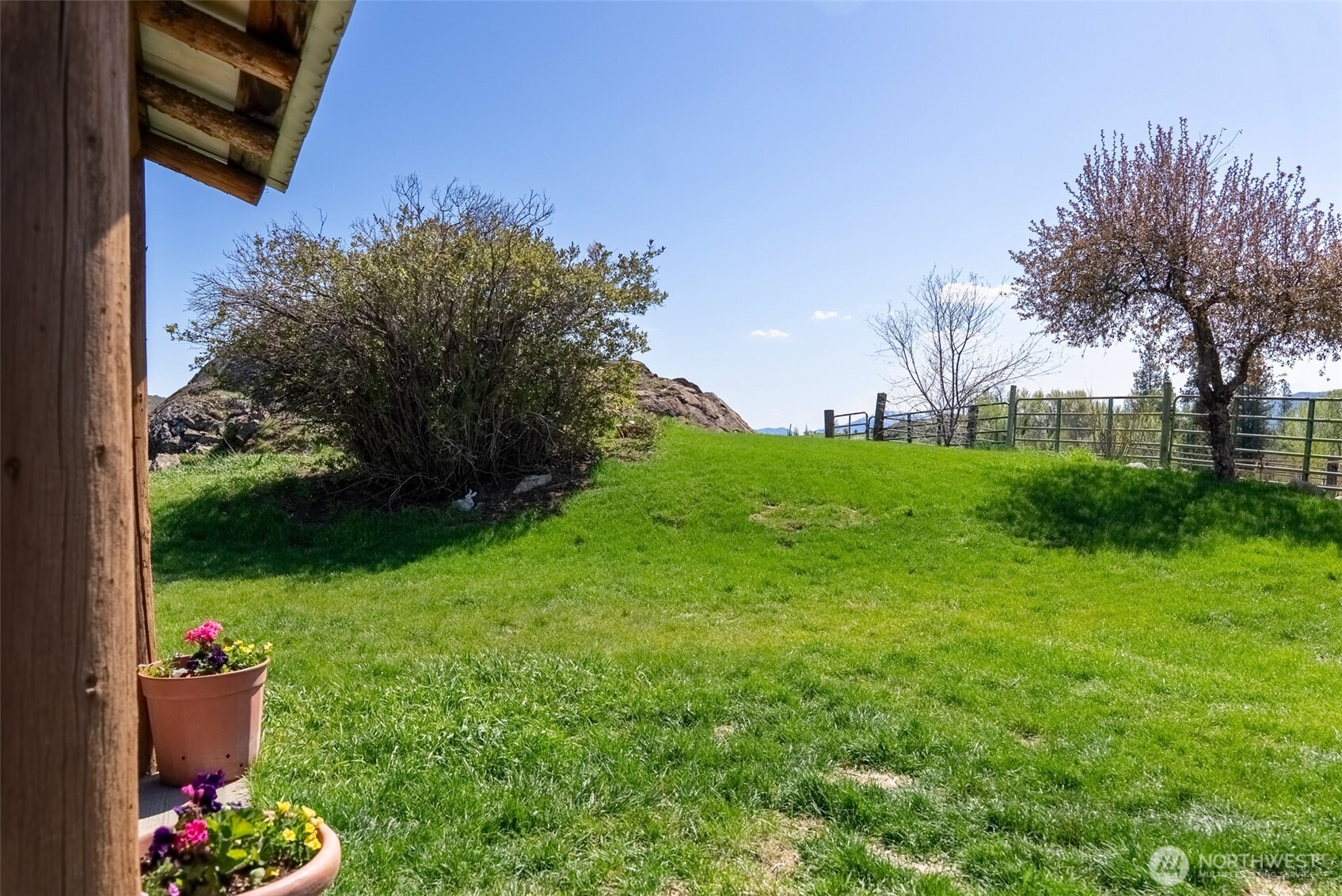 364 East Chewuch Road Winthrop, WA 98862 - Photo 8 of 40 Gallery Image 8