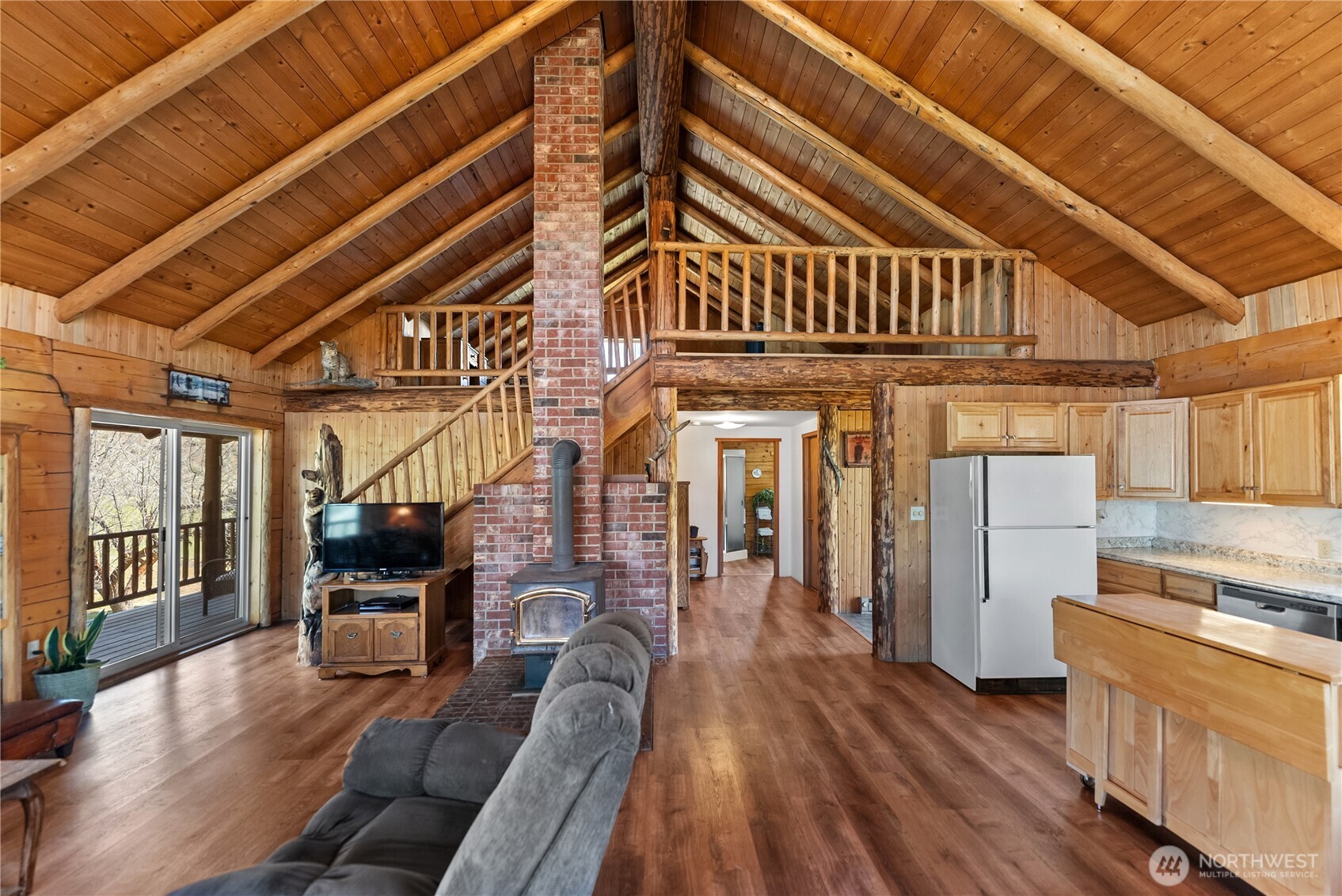 364 East Chewuch Road Winthrop, WA 98862 - Photo 10 of 40 Gallery Image 10
