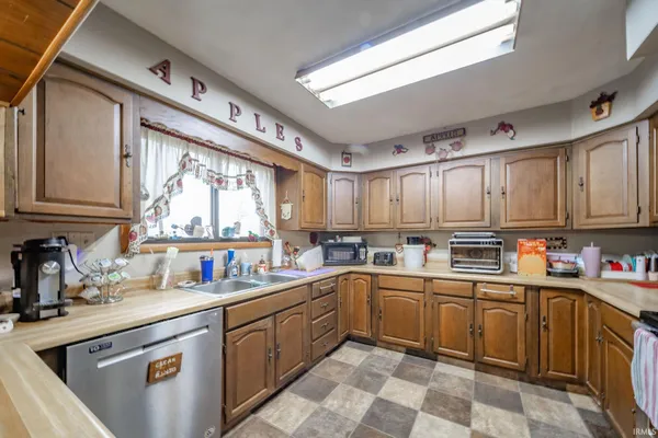 $269,900 | 2136 Northwest Raintree Drive, New Castle, IN 47362