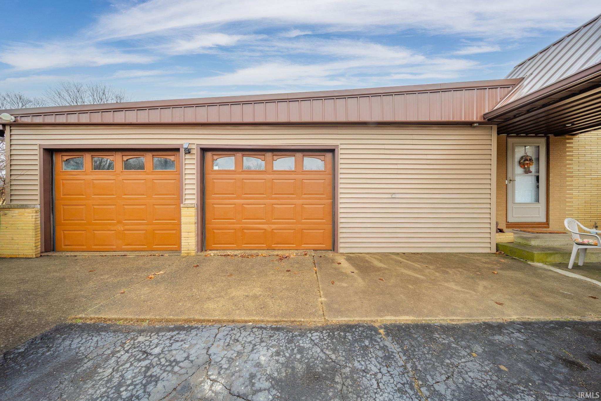 2136 Northwest Raintree Drive New Castle, IN 47362 - Photo 3 of 30