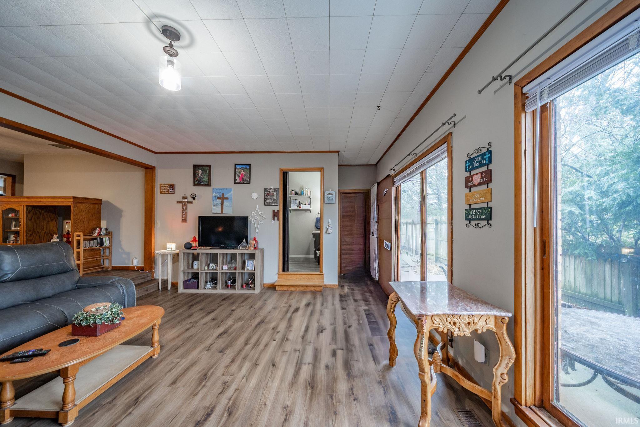 2136 Northwest Raintree Drive New Castle, IN 47362 - Photo 9 of 30