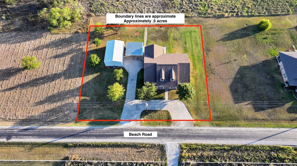 795 Beach Road Bowie, TX 76230 - Photo 2 of 40