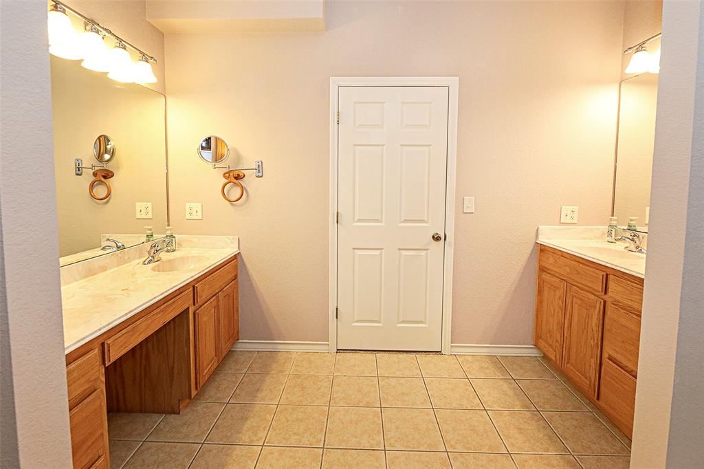 795 Beach Road Bowie, TX 76230 - Photo 30 of 40