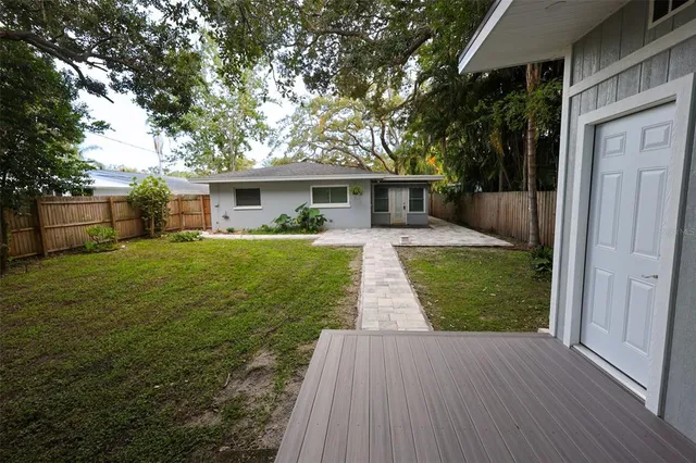 $2,850 | 1040 Charles Street, Clearwater, FL 33755