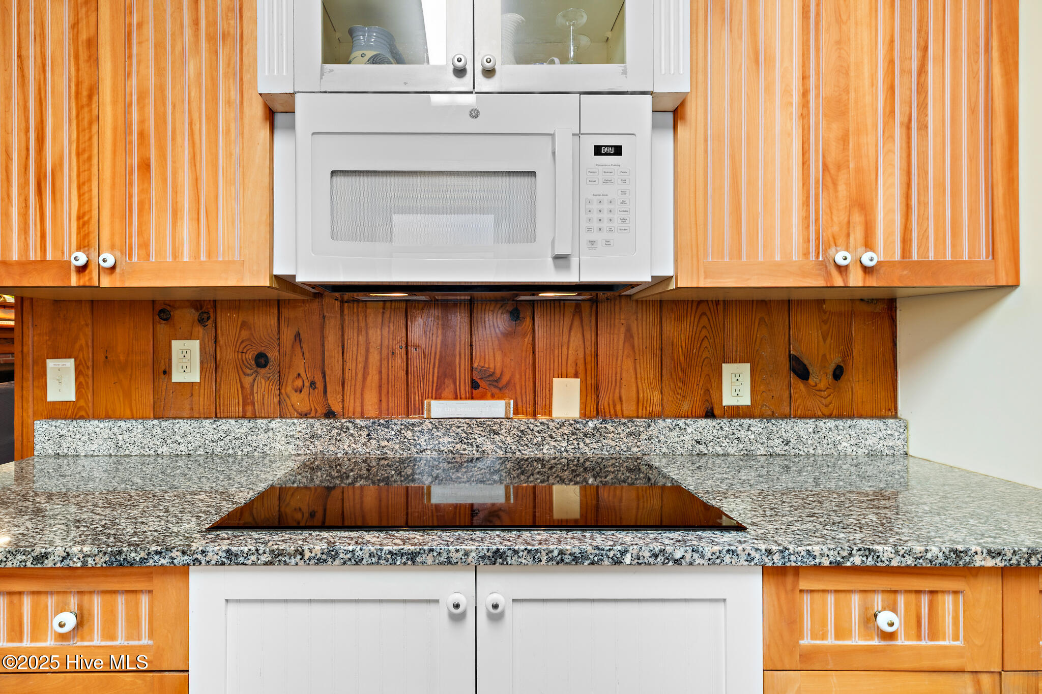 419 Caswell Beach Road Oak Island, NC 28465 - Photo 12 of 105 419 Caswell Beach Road-52