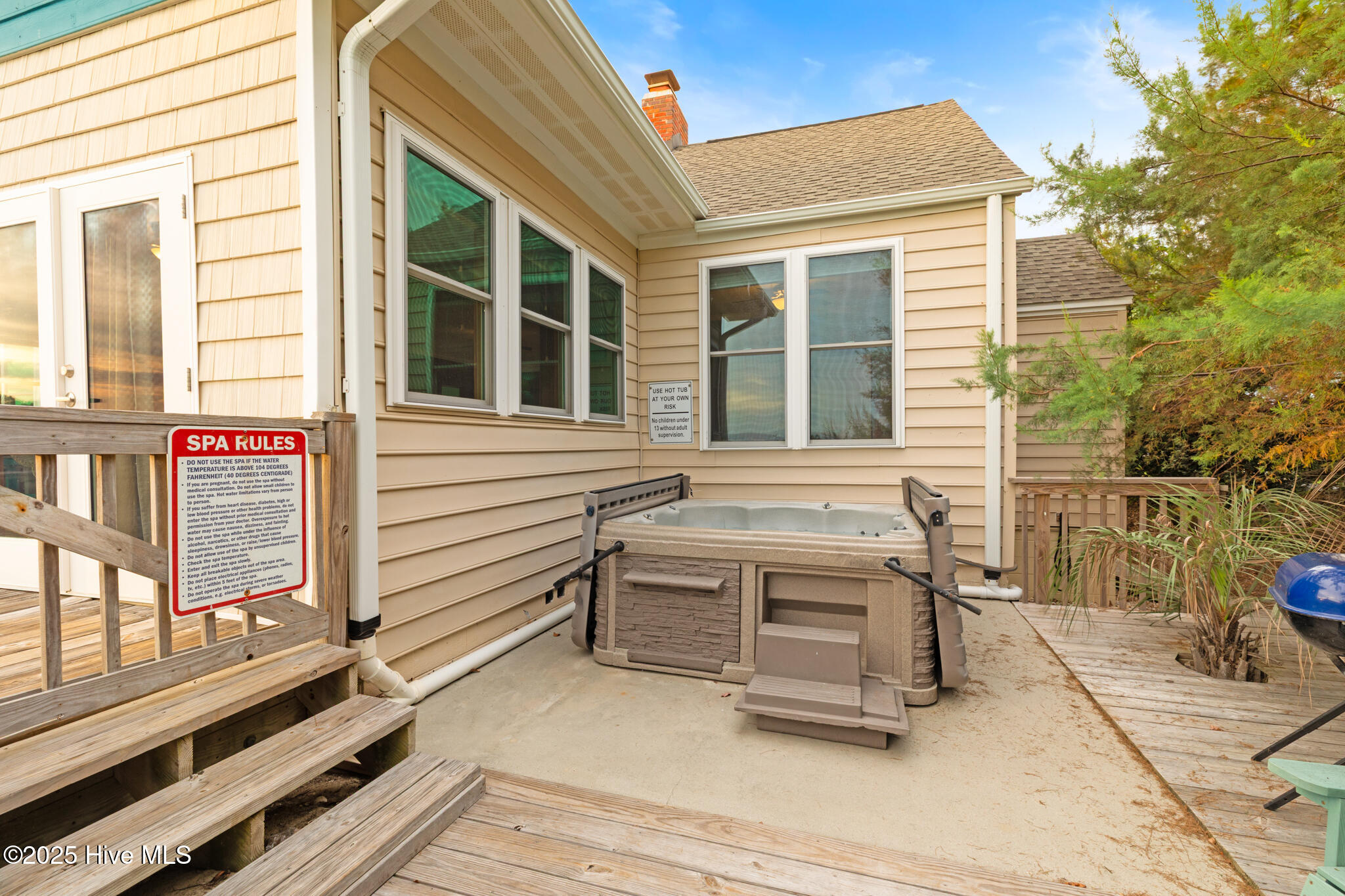 419 Caswell Beach Road Oak Island, NC 28465 - Photo 29 of 105 419 Caswell Beach Road-37