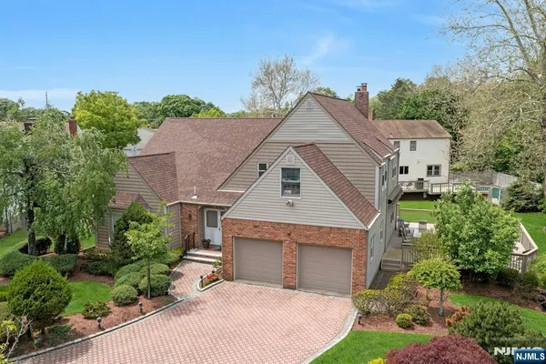 $1,160,000 | 42-09 Cosgrove Court, Fair Lawn, NJ 07410