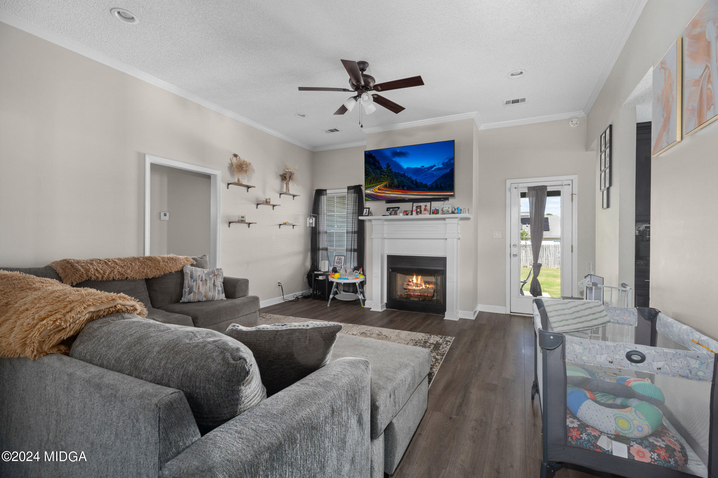 101 Roya Court Warner Robins, GA 31088 - Photo 5 of 16 5_241001_abell-real-estate-media_0015