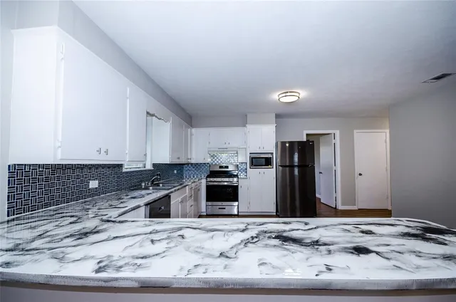 $1,649 | 104 Cole Street, Ladonia, TX 75449