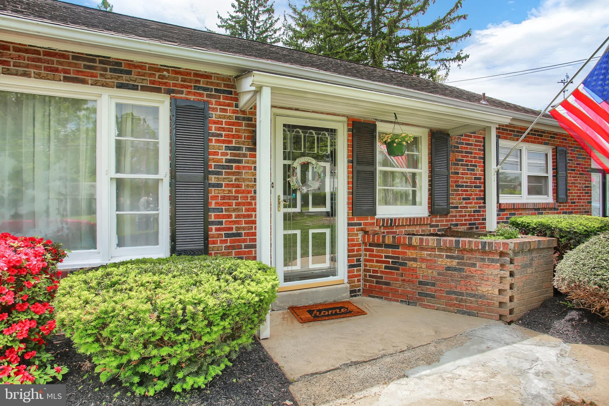 5609 Devonshire Road Harrisburg, PA 17112 - Photo 3 of 39 Gallery Image 3