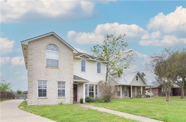 $1,950 | 2427 Pintail Loop, College Station, TX 77845