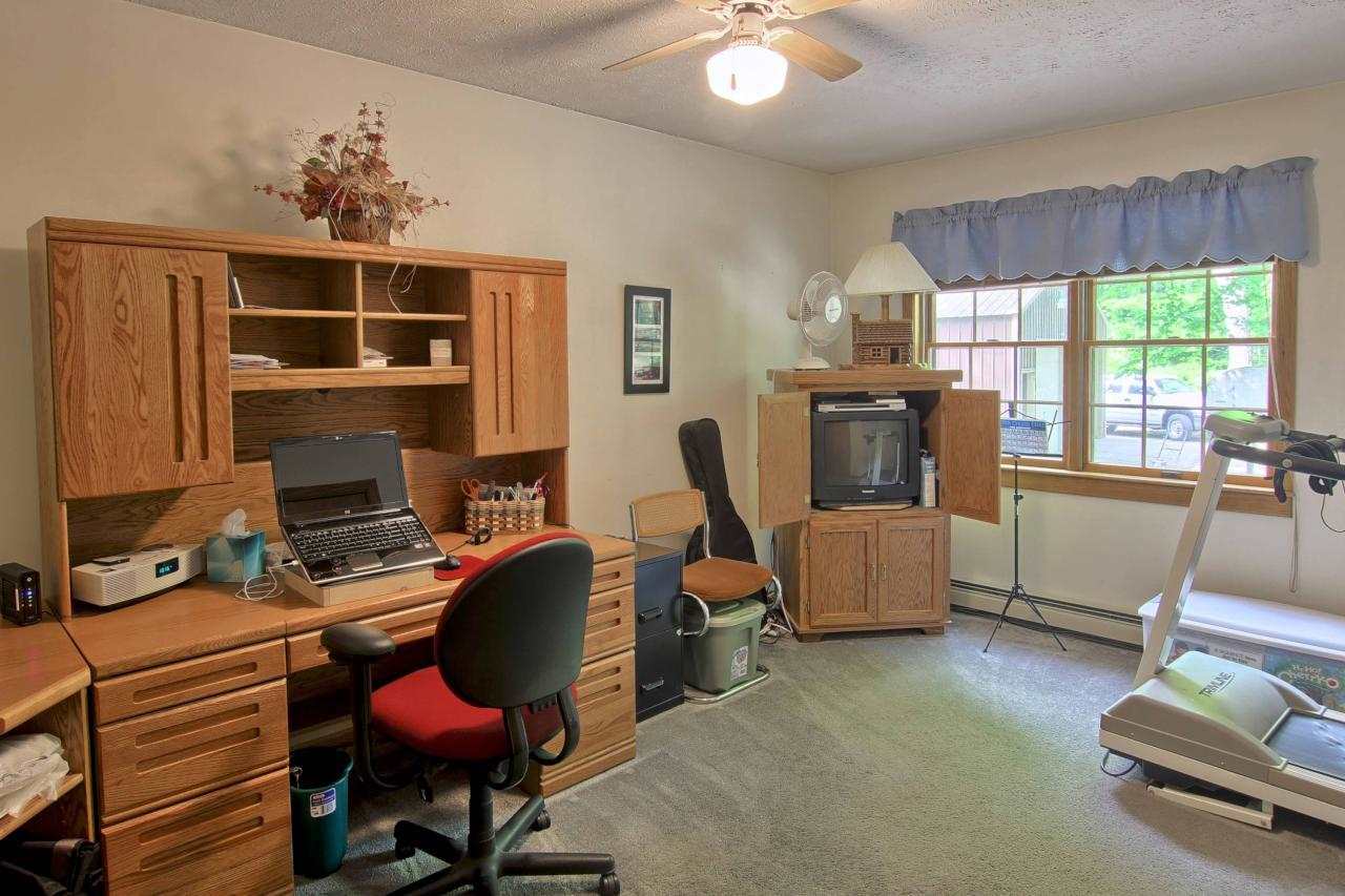 9150 East Grandview Road Traverse City, MI 49684 - Photo 44 of 47 1791443-43.JPG