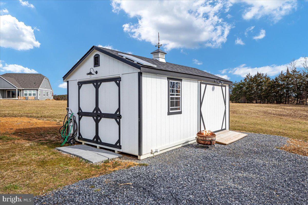 810 Huttle Road Middletown, VA 22645 - Photo 7 of 52 Gallery Image 7