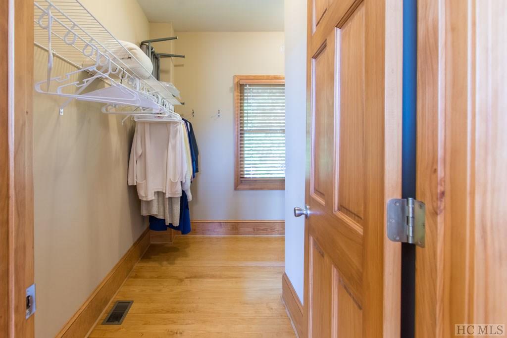 400 View Point Road Highlands, NC 28741 - Photo 25 of 51 Gallery Image 25