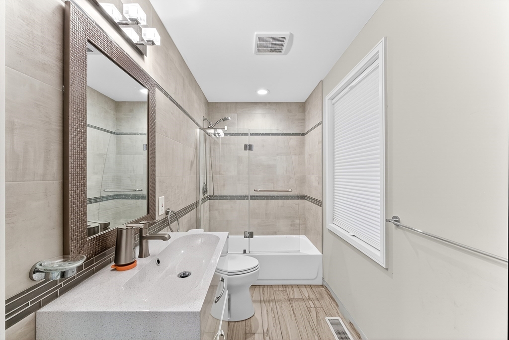 142 Edinboro Street, Unit 142 Newton, MA 02460 - Photo 16 of 40