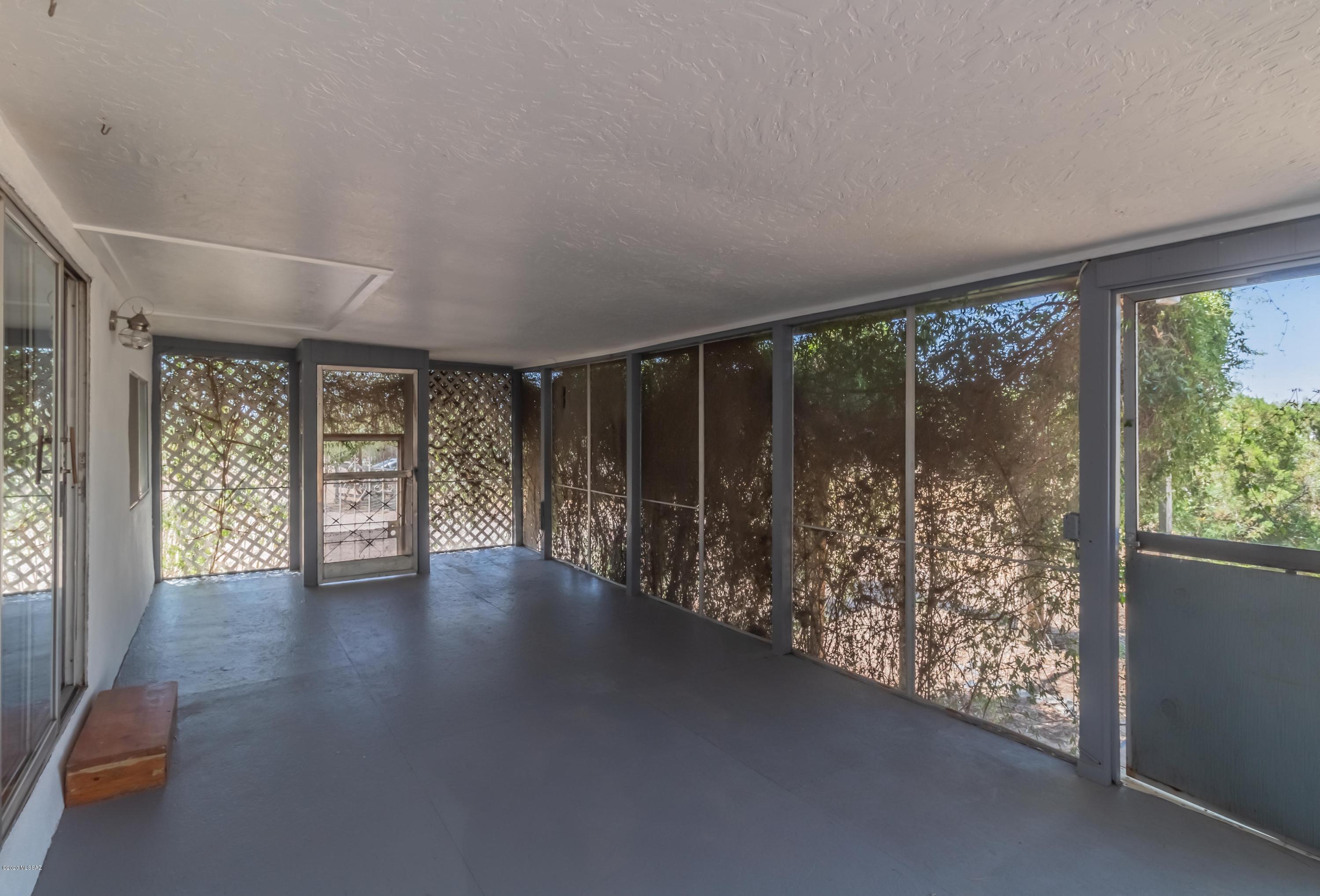 6250 North Pear Tree Road Tucson, AZ 85743 - Photo 22 of 27 Gallery Image 22