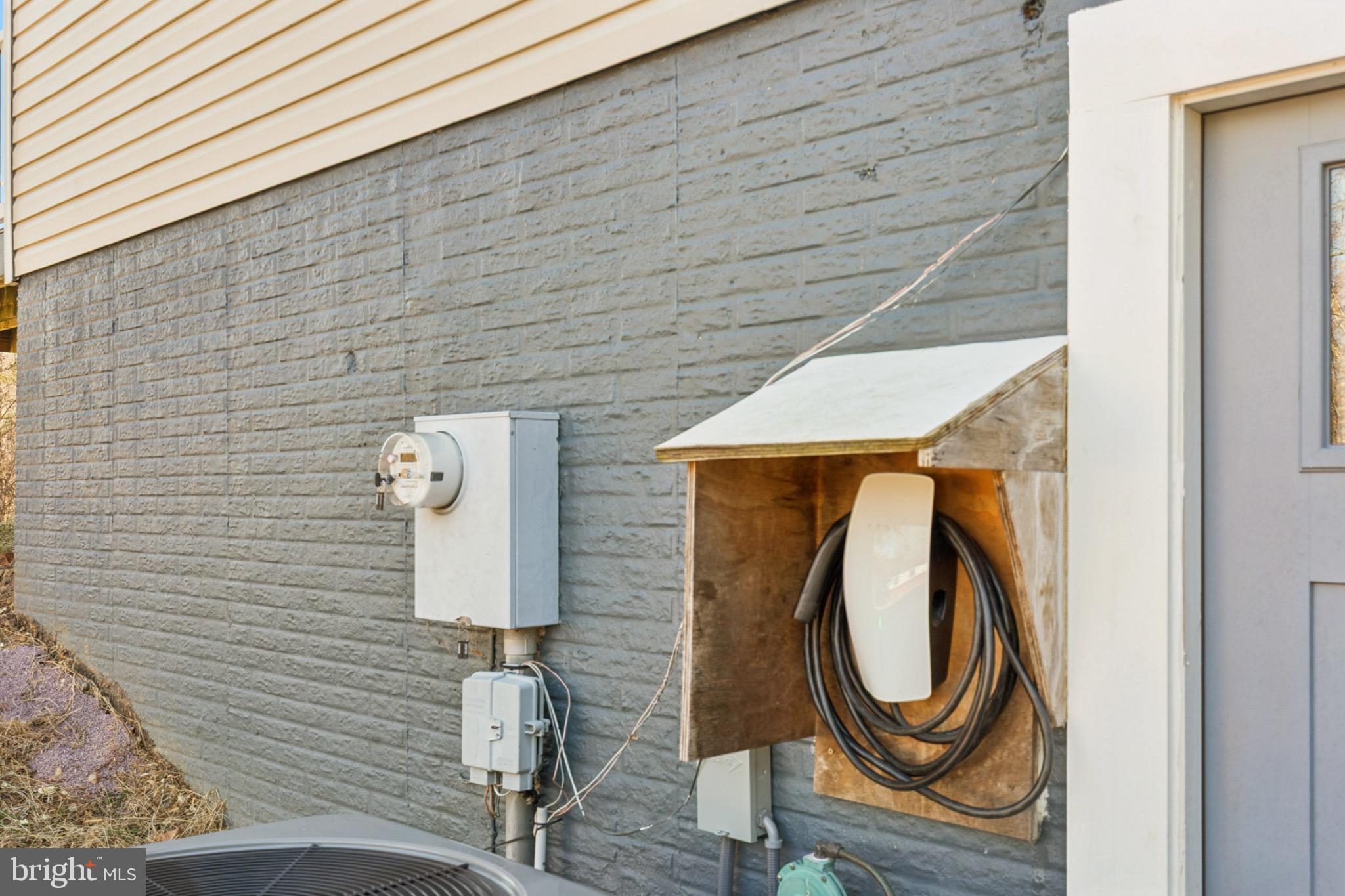 6127 Beverleys Mill Road Broad Run, VA 20137 - Photo 24 of 28 Tesla charging station