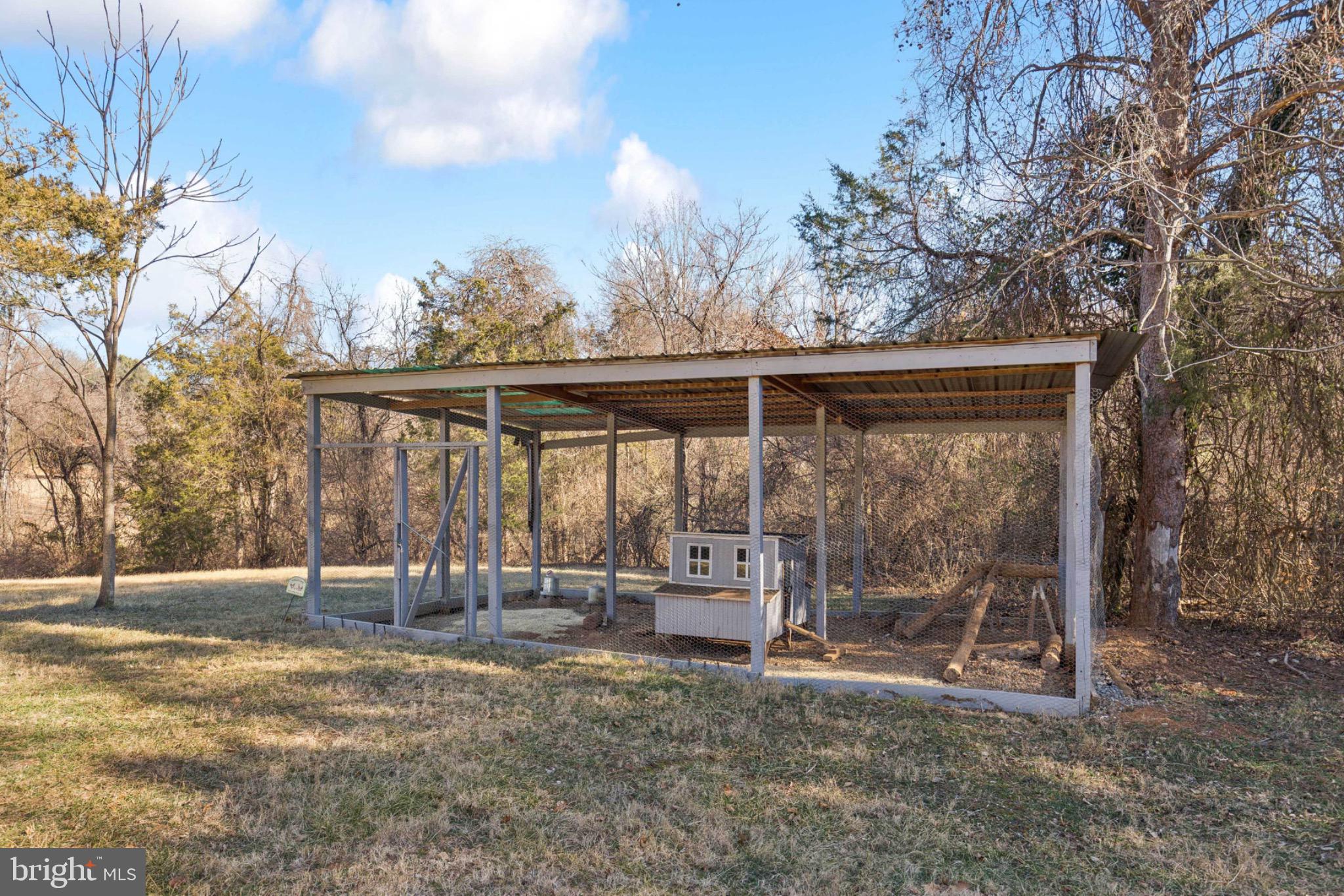 6127 Beverleys Mill Road Broad Run, VA 20137 - Photo 5 of 28 Large Chicken Coop