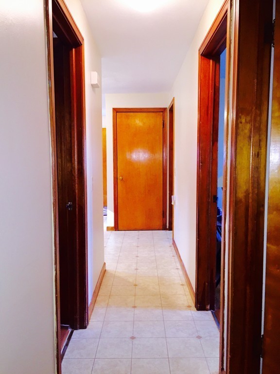35 Jean Drive Springfield, MA 01104 - Photo 12 of 15 Gallery Image 12