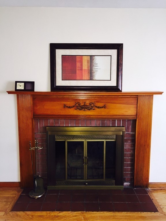 35 Jean Drive Springfield, MA 01104 - Photo 4 of 15 Gallery Image 4