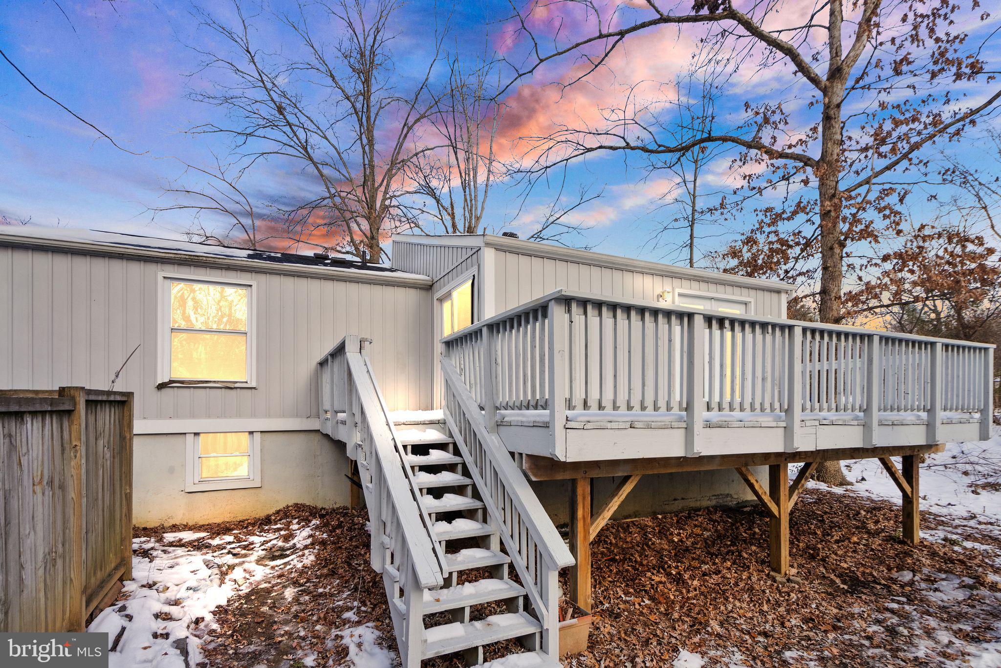 2280 Cocquina Drive Reston, VA 20191 - Photo 3 of 66